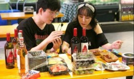 黄琴夜宵店爆料视频播放,视频揭秘夜宵江湖幕后真相