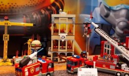 新品爆料乐高视频教程,跟随视频教程轻松搭建创意模型