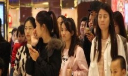 吃瓜快闪求婚在线观看免费,吃瓜快闪求婚，浪漫瞬间免费在线见证