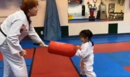 二宝爆料向鹏视频,向鹏视频背后的故事与真相